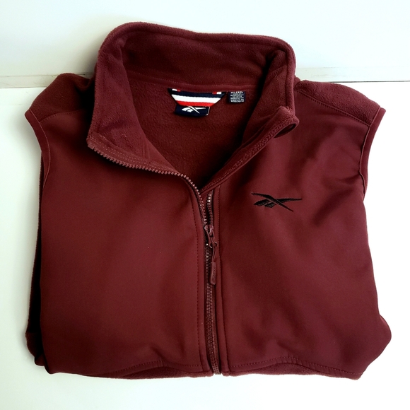 Reebok Women's Maroon Fleece Vest - Picture 4 of 4